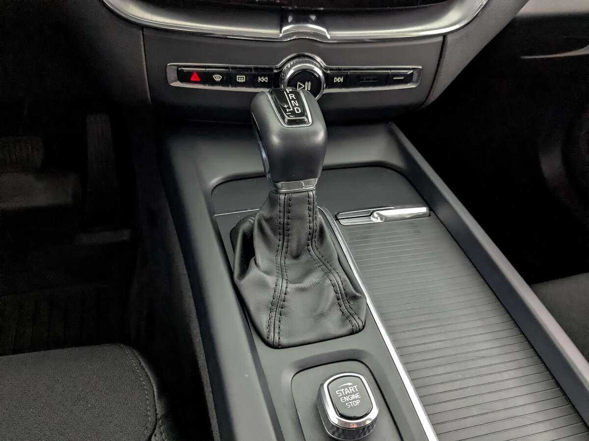 Купить Volvo XC60 с пробегом. Фото: #21