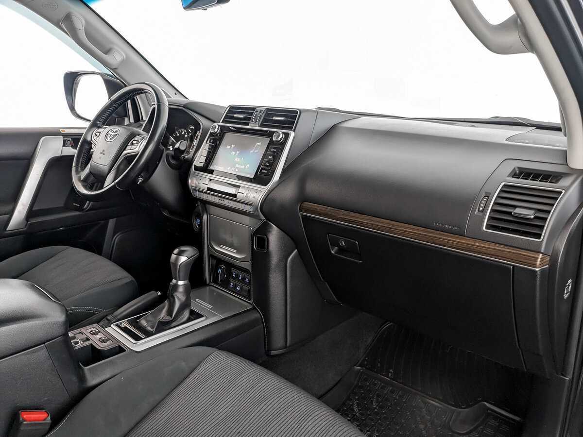 Купить Toyota Land Cruiser Prado с пробегом. Фото: #8