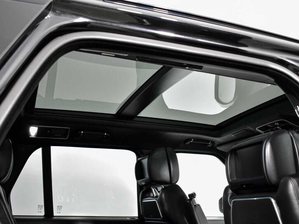Купить Land Rover Range Rover с пробегом. Фото: #9