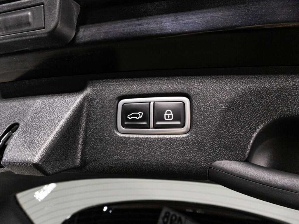 Купить Kia Sorento с пробегом. Фото: #14
