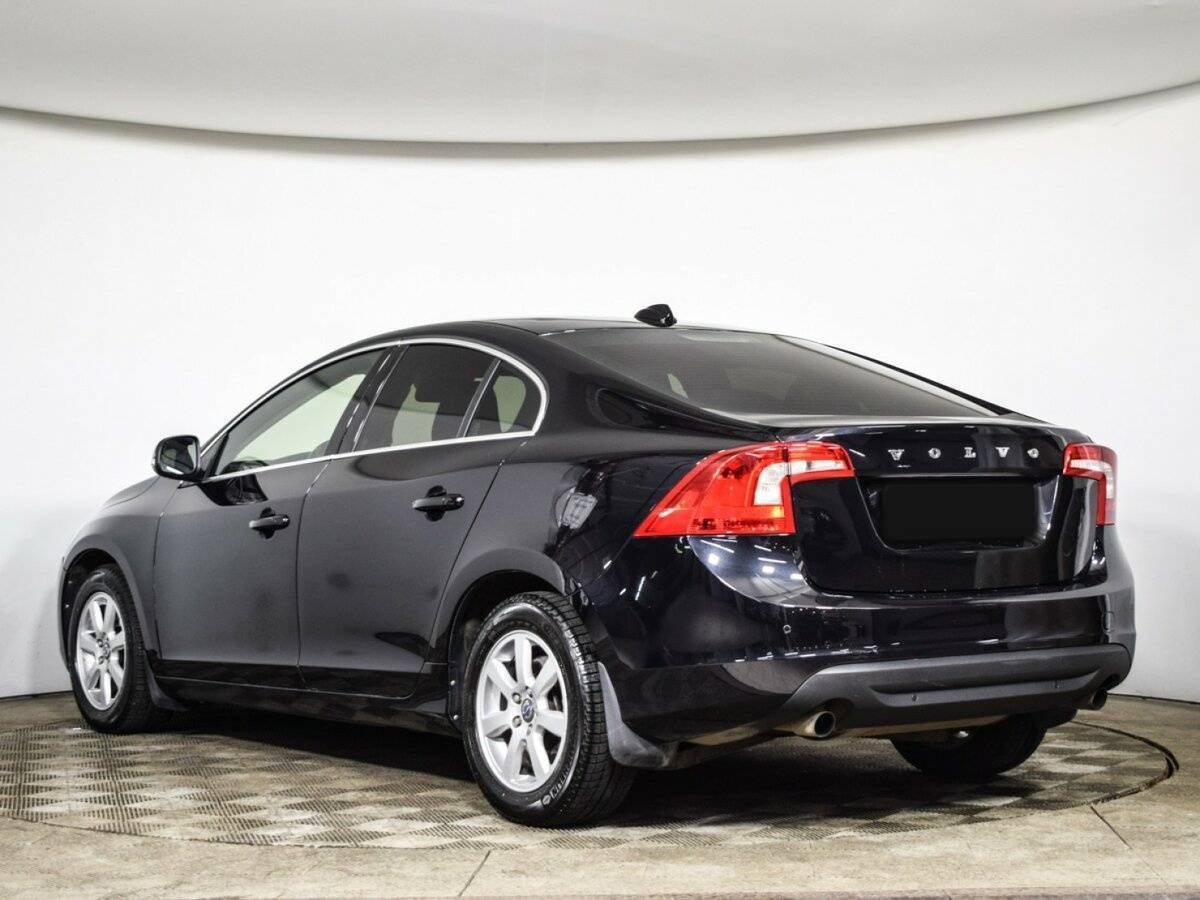 Купить Volvo S60 с пробегом. Фото: #4