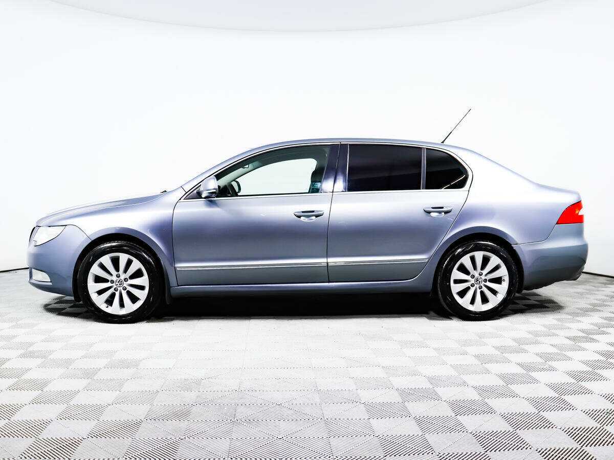 Купить Skoda Superb с пробегом. Фото: #7