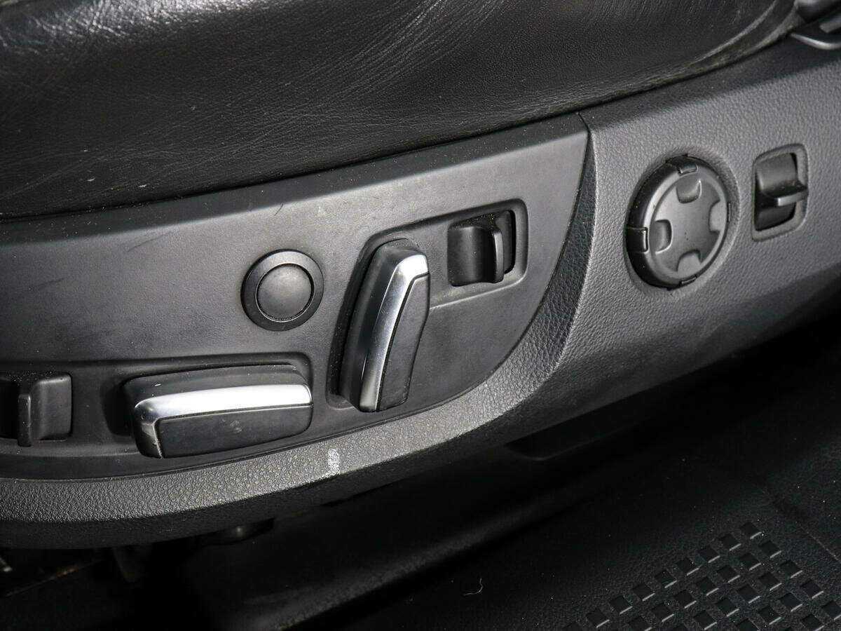 Купить Audi A8 с пробегом. Фото: #15