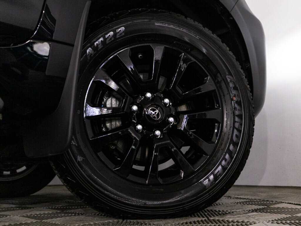 Купить Toyota Land Cruiser Prado с пробегом. Фото: #24