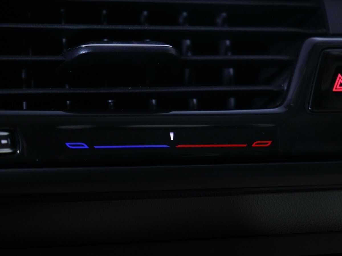 Купить BMW 7 серии с пробегом. Фото: #35