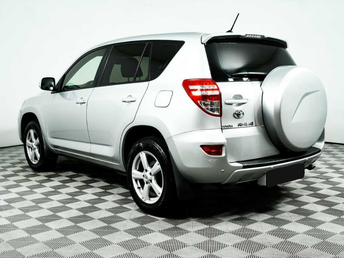 Купить Toyota RAV4 с пробегом. Фото: #6