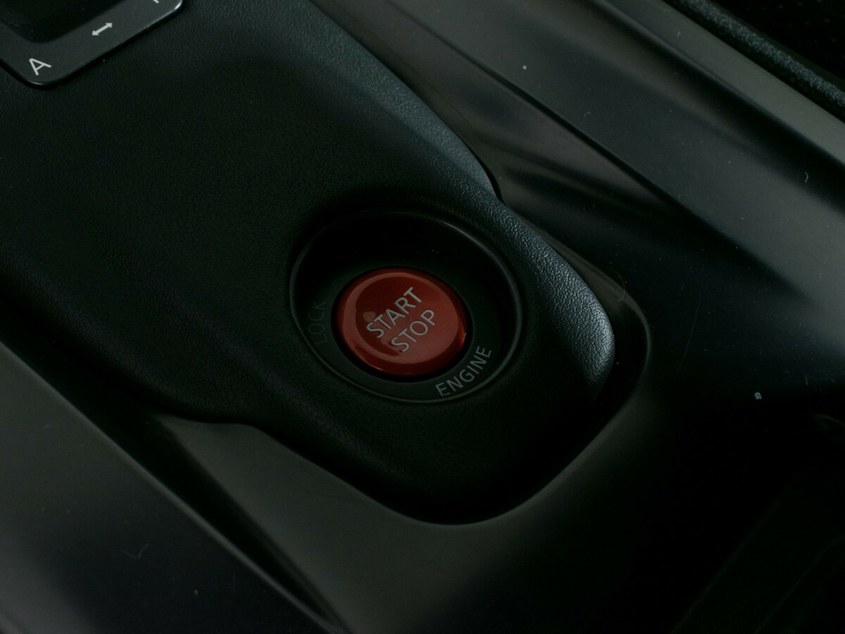 Купить Nissan GT-R с пробегом. Фото: #12