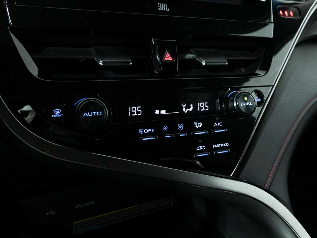Купить Toyota Camry с пробегом. Фото: #16