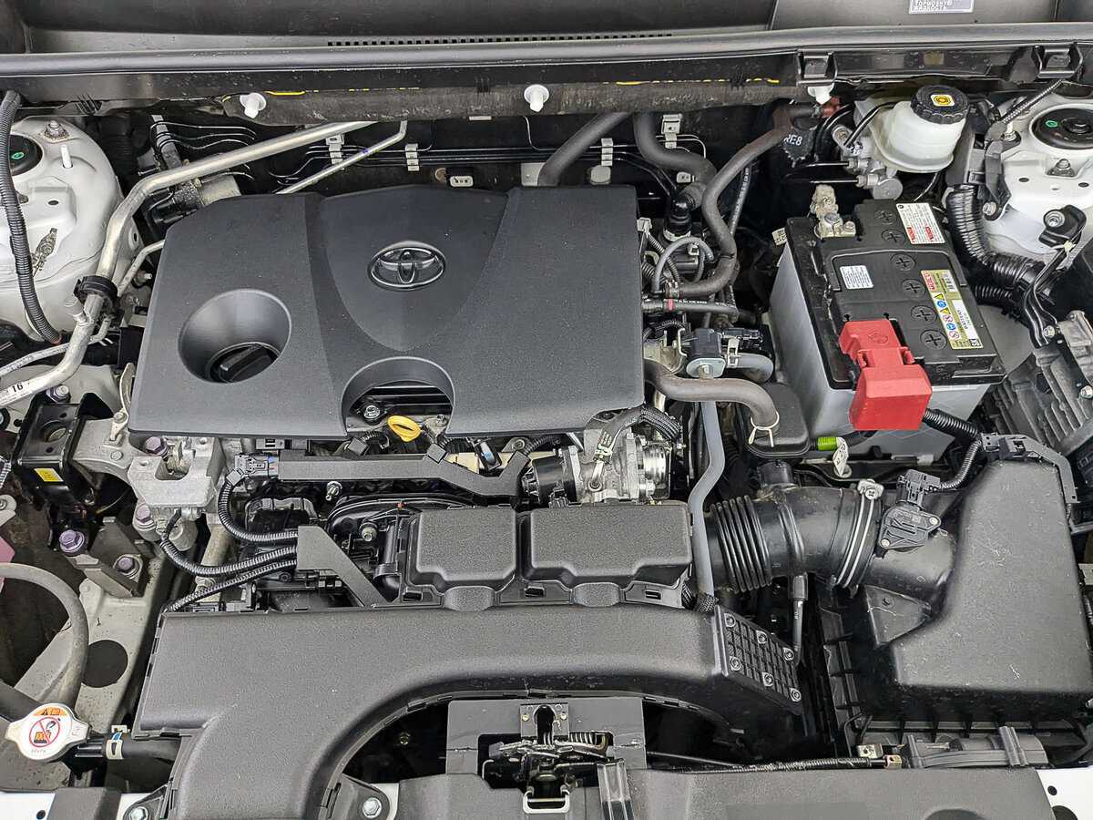 Купить Toyota RAV4 с пробегом. Фото: #8