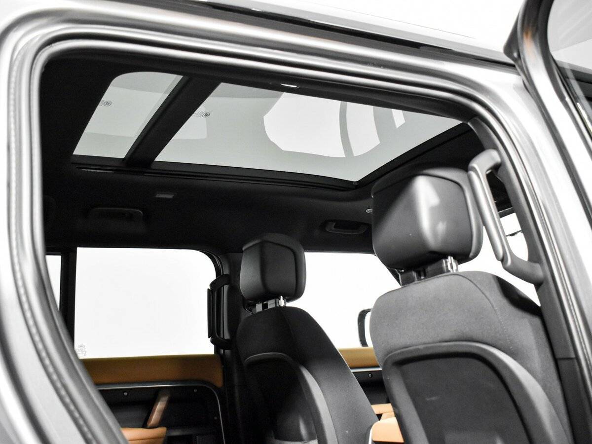 Купить Land Rover Defender с пробегом. Фото: #19