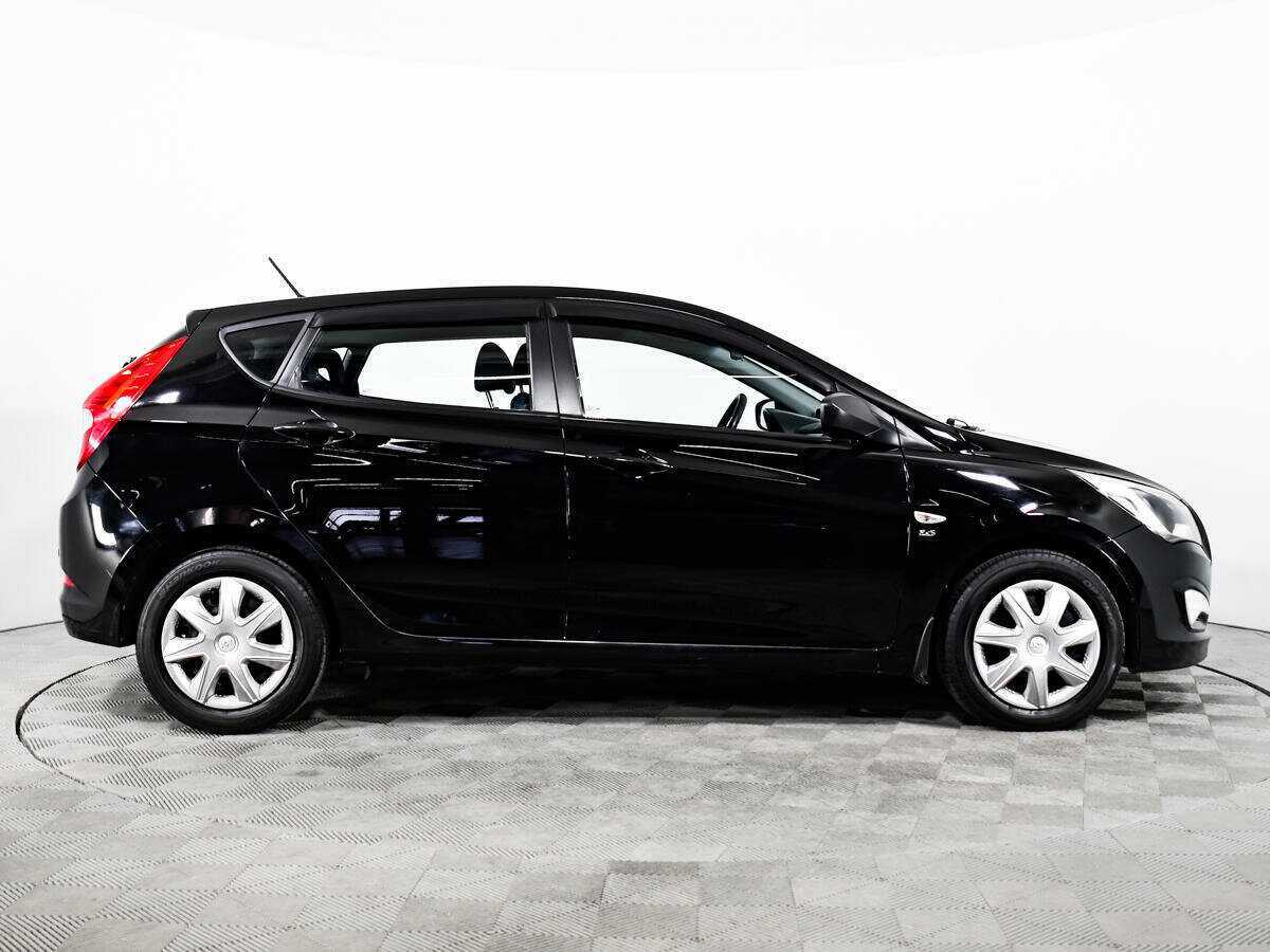 Купить Hyundai Solaris с пробегом. Фото: #3