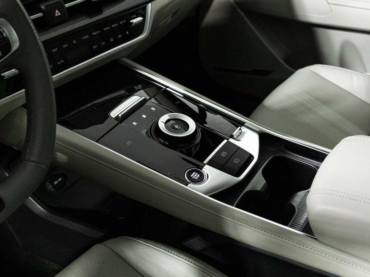 Купить Kia Sportage с пробегом. Фото: #18