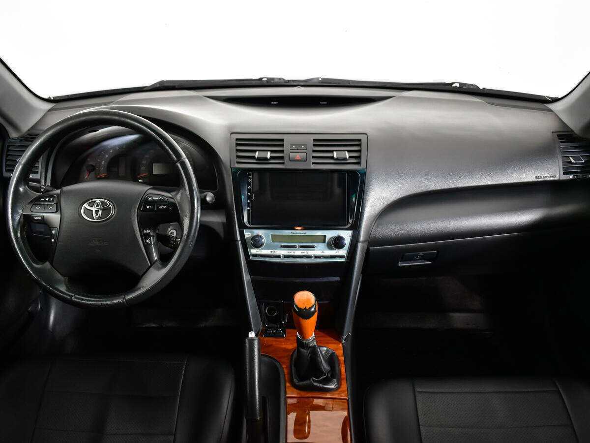 Купить Toyota Camry с пробегом. Фото: #11