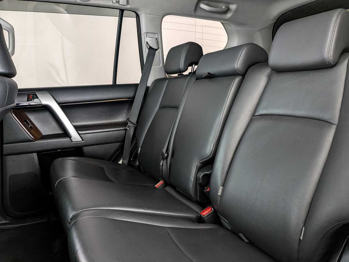 Купить Toyota Land Cruiser Prado с пробегом. Фото: #9