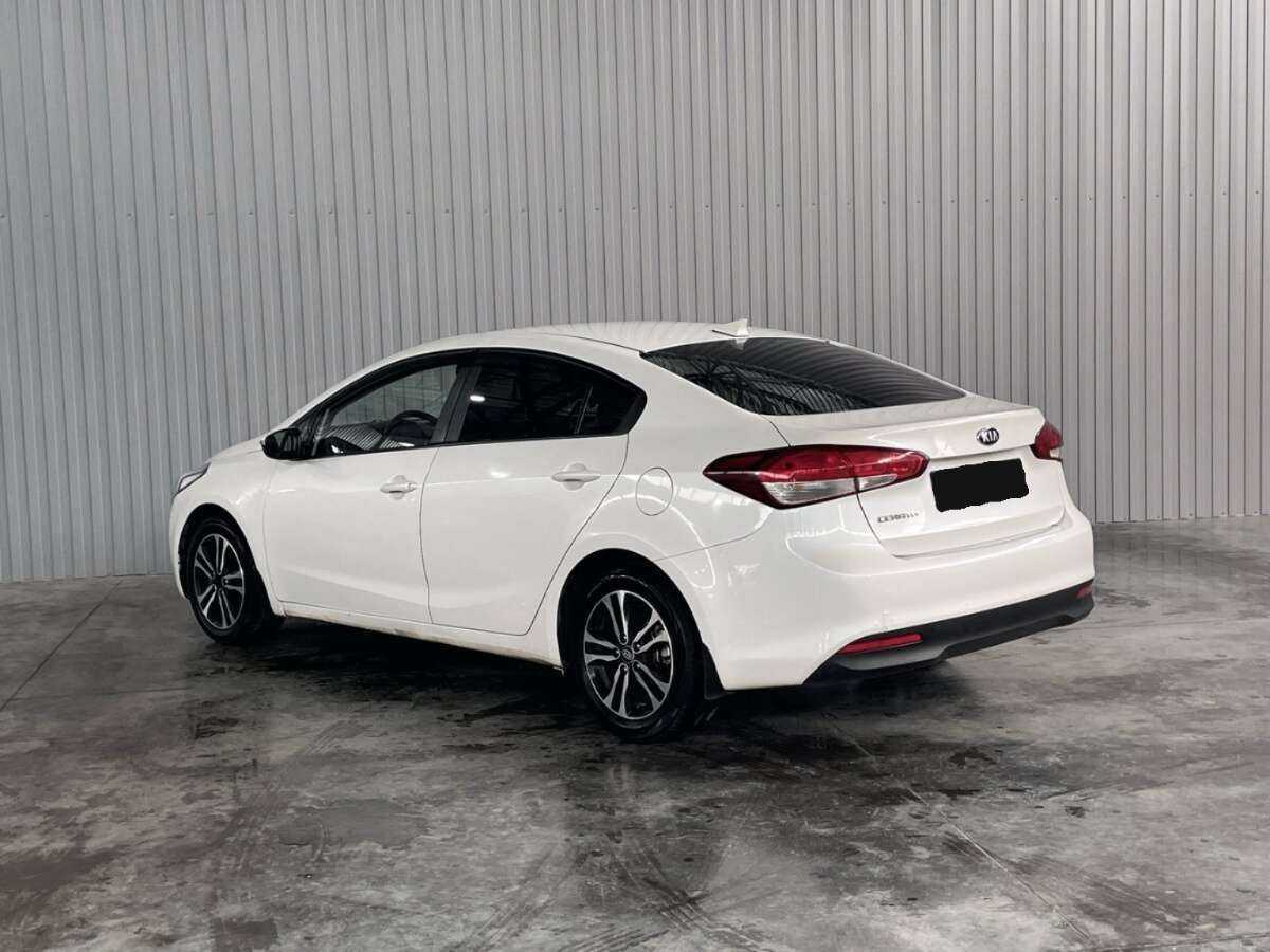 Купить Kia Cerato с пробегом. Фото: #6