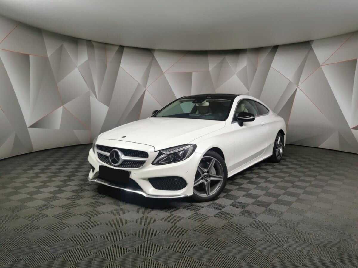 Купить Mercedes-Benz C-Класс с пробегом. Фото: #0
