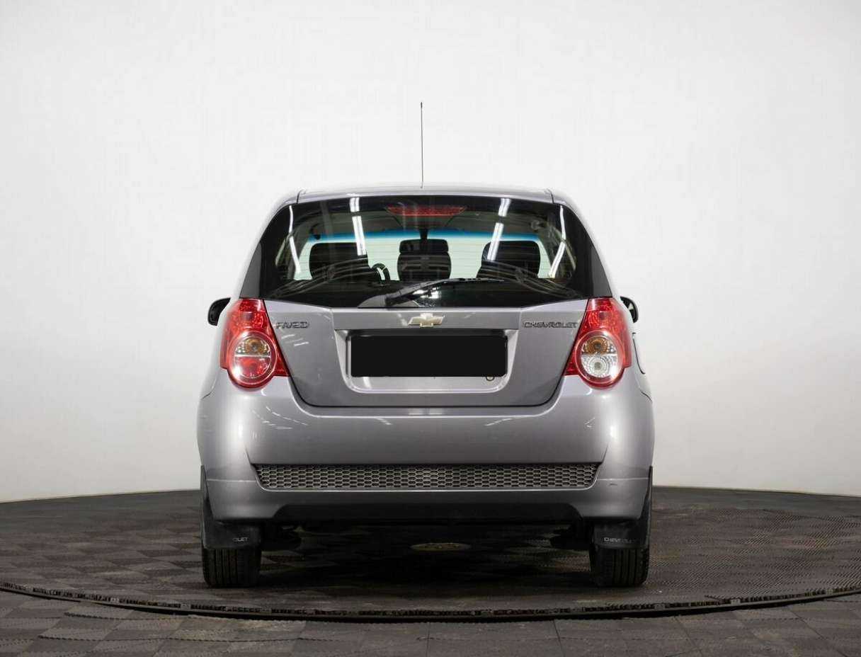 Купить Chevrolet Aveo с пробегом. Фото: #4