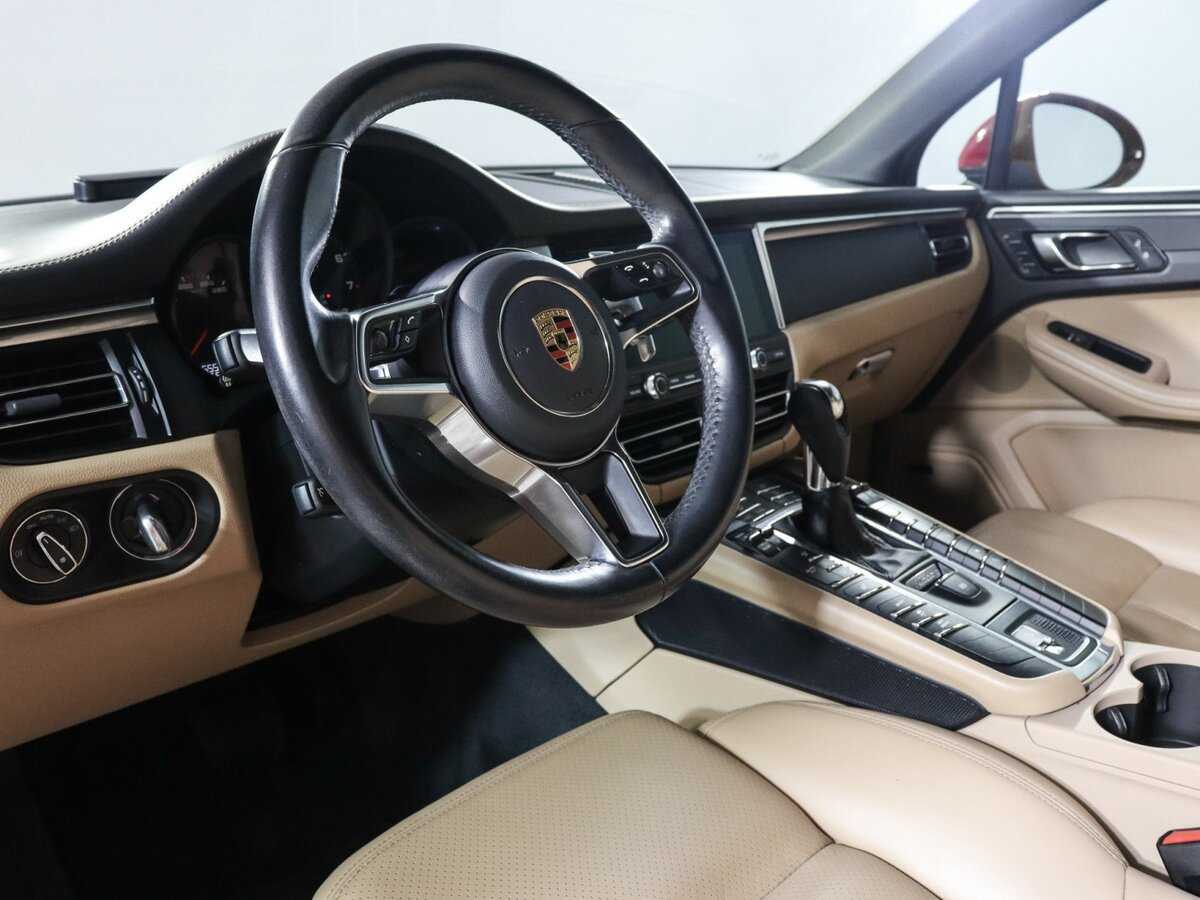 Купить Porsche Macan с пробегом. Фото: #10