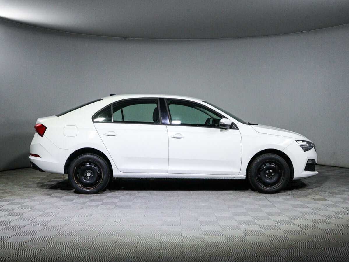 Купить Skoda Rapid с пробегом. Фото: #3