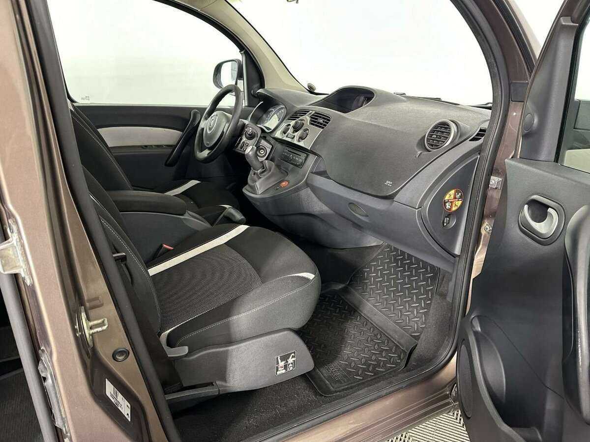 Купить Renault Kangoo с пробегом. Фото: #13