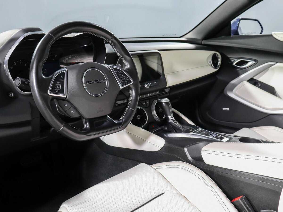 Купить Chevrolet Camaro с пробегом. Фото: #10