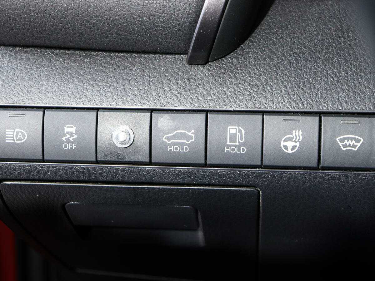 Купить Toyota Camry с пробегом. Фото: #13
