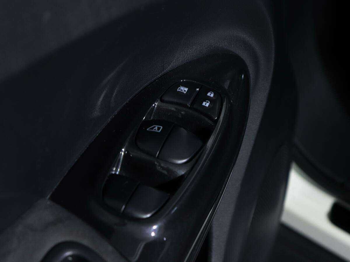 Купить Nissan Juke Nismo с пробегом. Фото: #12