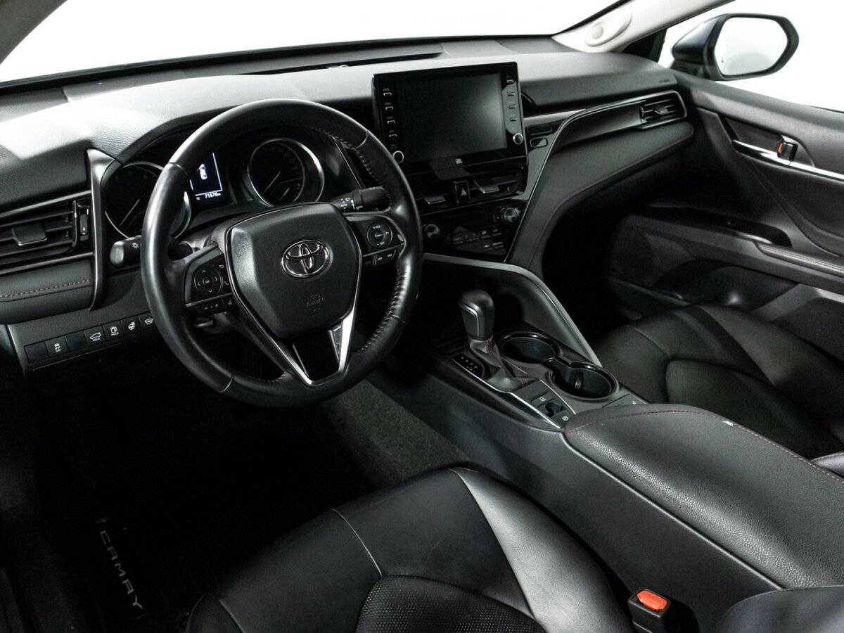 Купить Toyota Camry с пробегом. Фото: #10