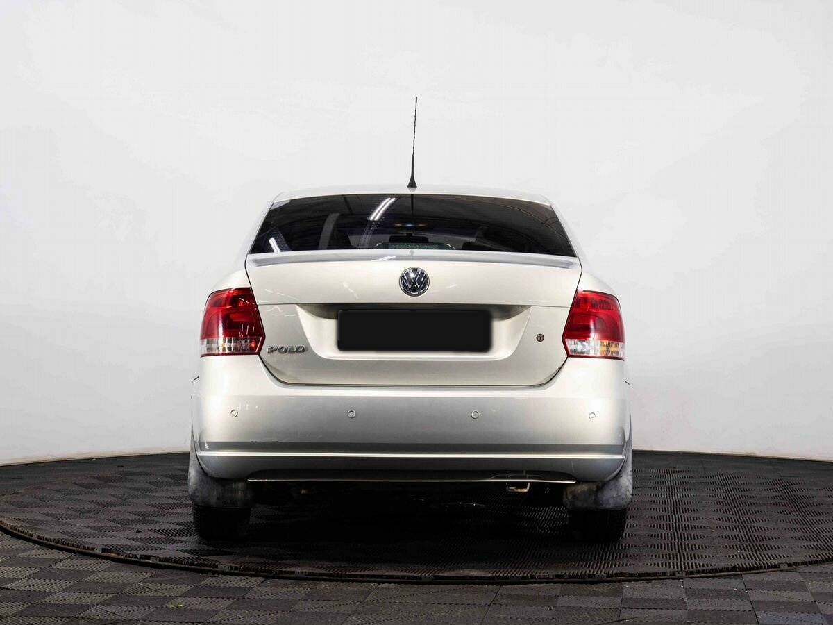 Купить Volkswagen Polo с пробегом. Фото: #4