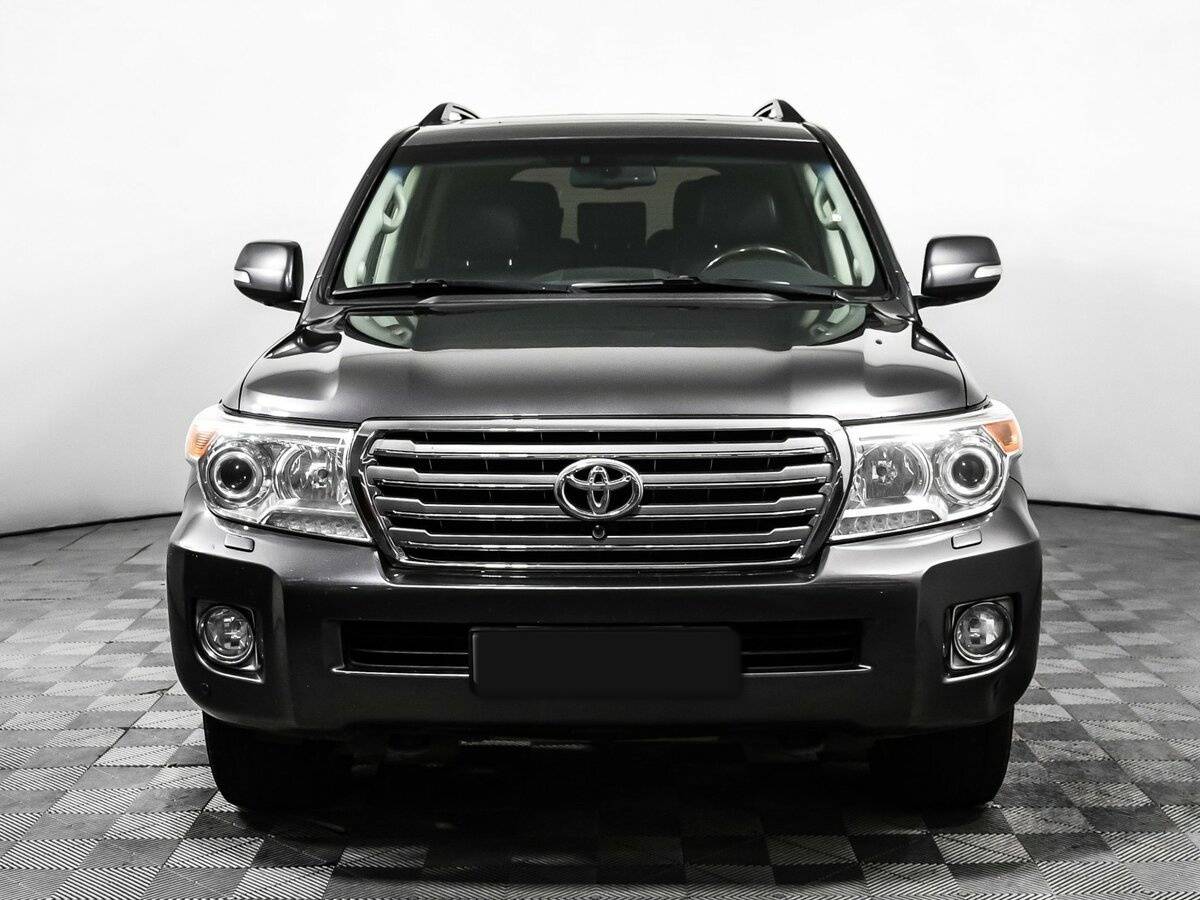 Купить Toyota Land Cruiser с пробегом. Фото: #1