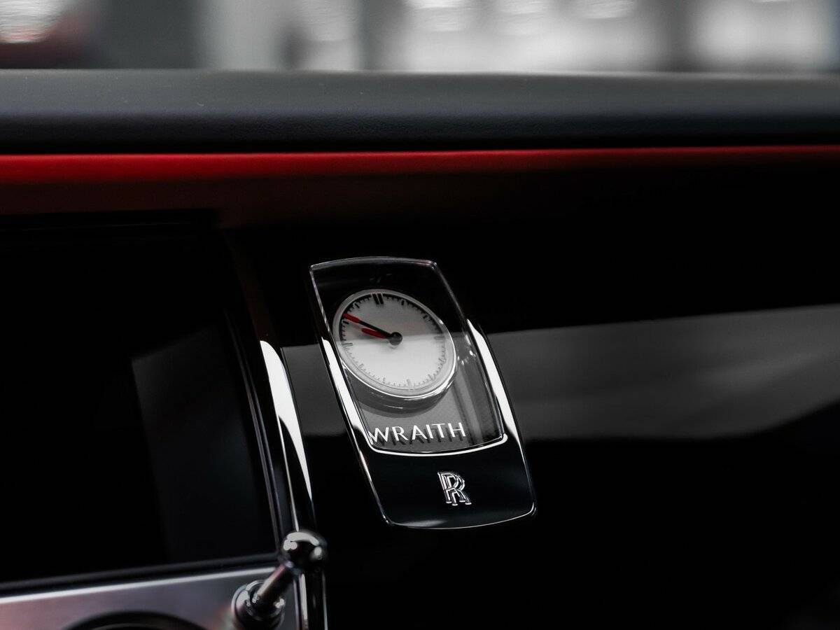 Купить Rolls-Royce Wraith с пробегом. Фото: #30