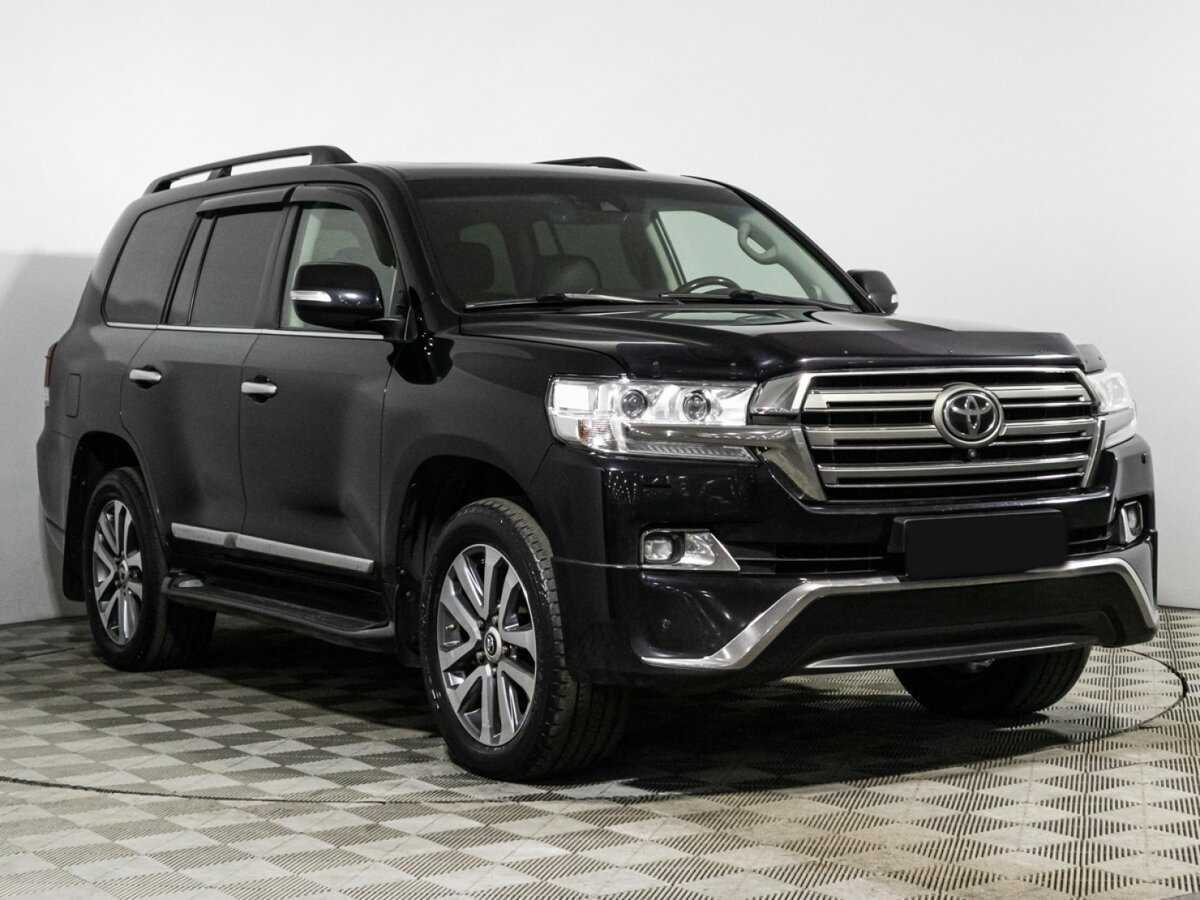 Купить Toyota Land Cruiser с пробегом. Фото: #2