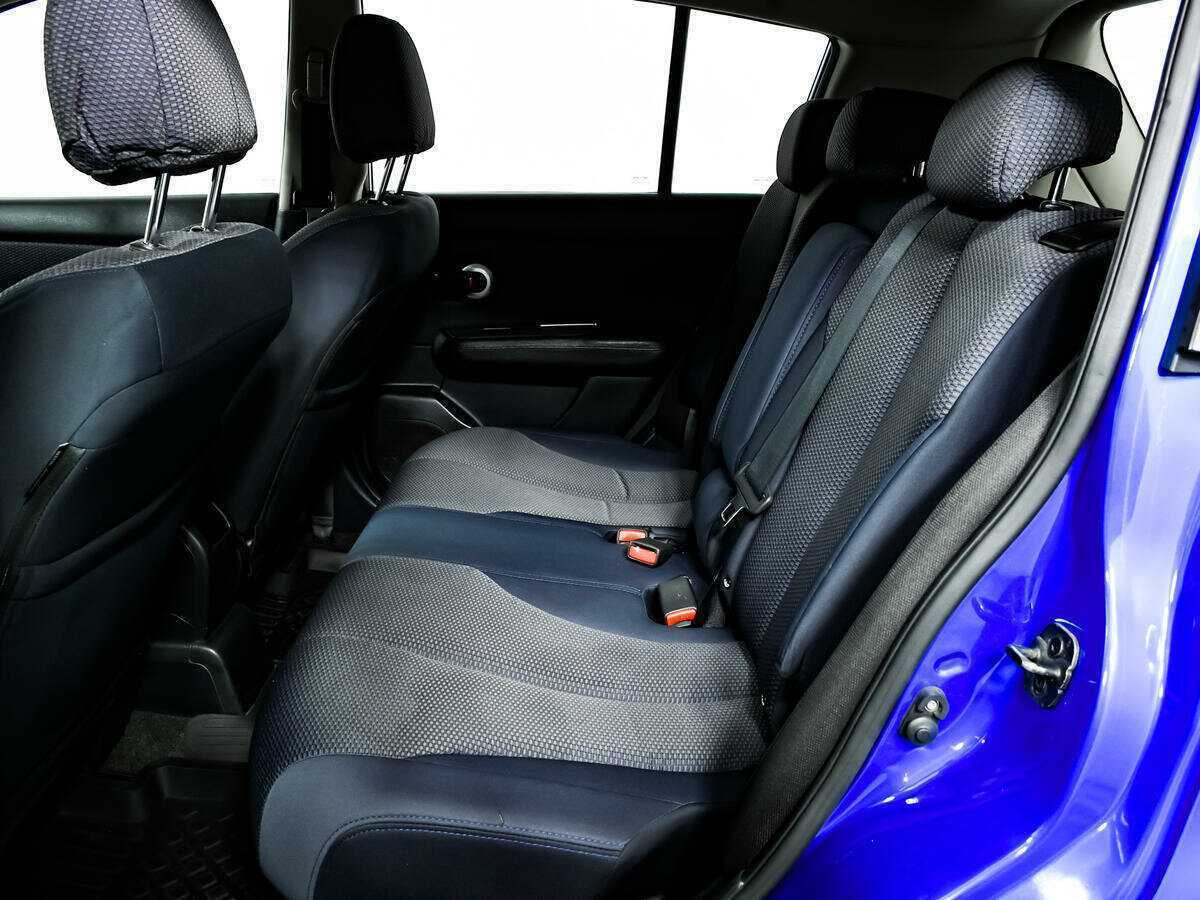 Купить Nissan Tiida с пробегом. Фото: #11