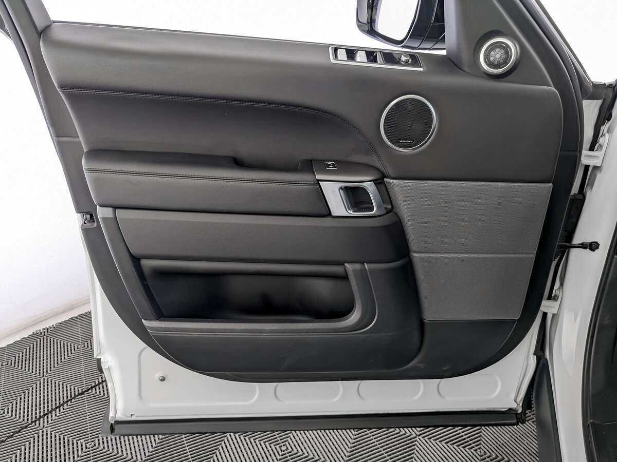 Купить Land Rover Range Rover Sport с пробегом. Фото: #13