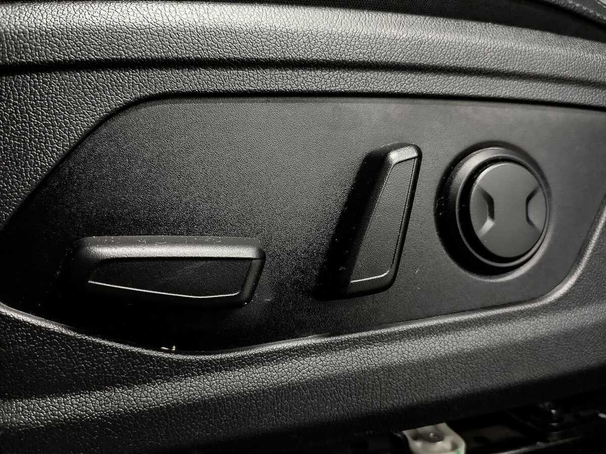 Купить Kia Sorento с пробегом. Фото: #25