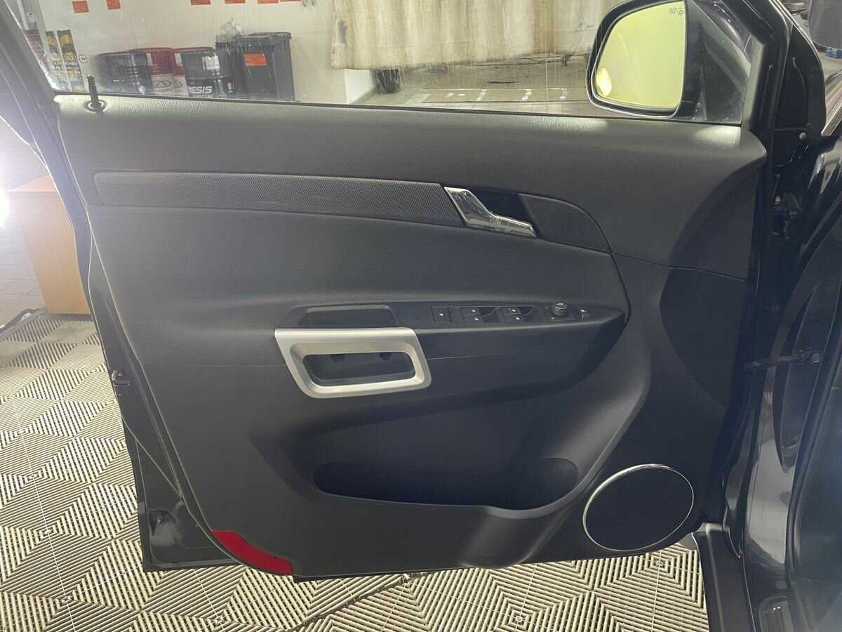 Купить Opel Antara с пробегом. Фото: #4
