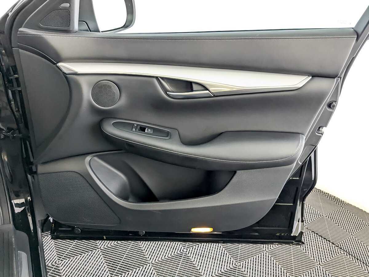 Купить Infiniti QX50 с пробегом. Фото: #18