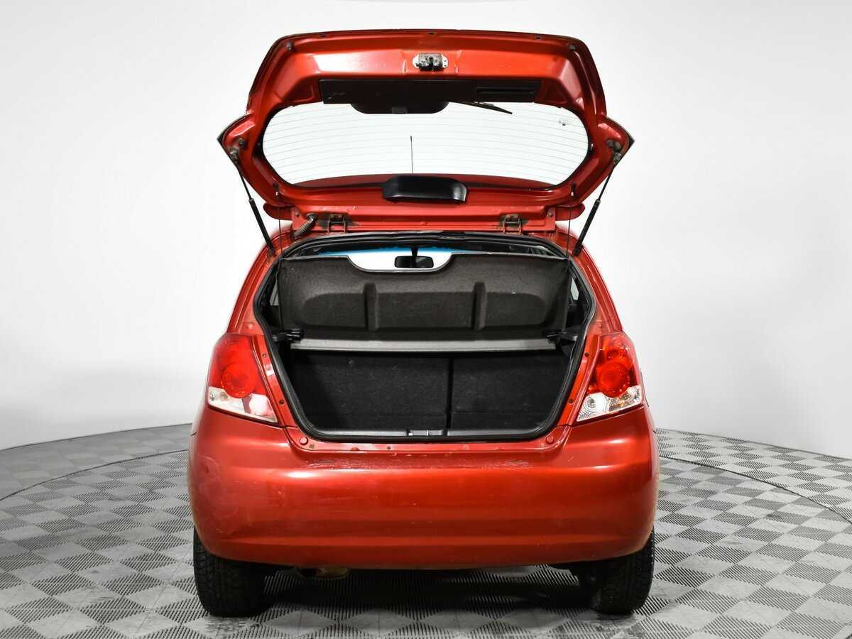 Купить Chevrolet Aveo с пробегом. Фото: #16