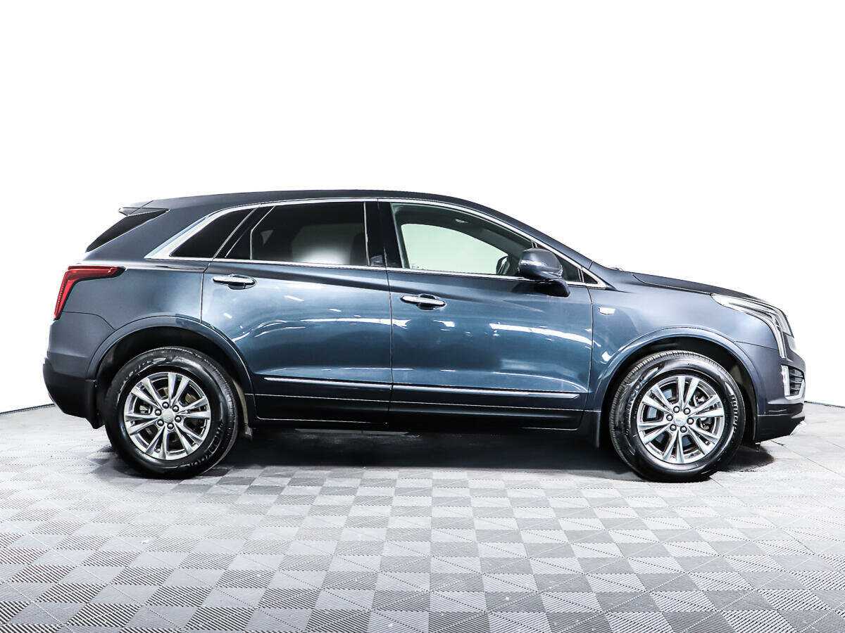Купить Cadillac XT5 с пробегом. Фото: #3