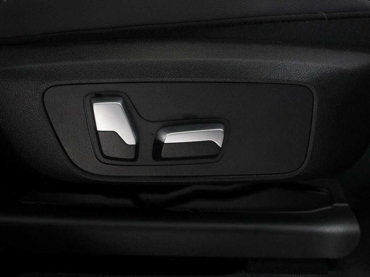 Купить BMW X3 с пробегом. Фото: #30