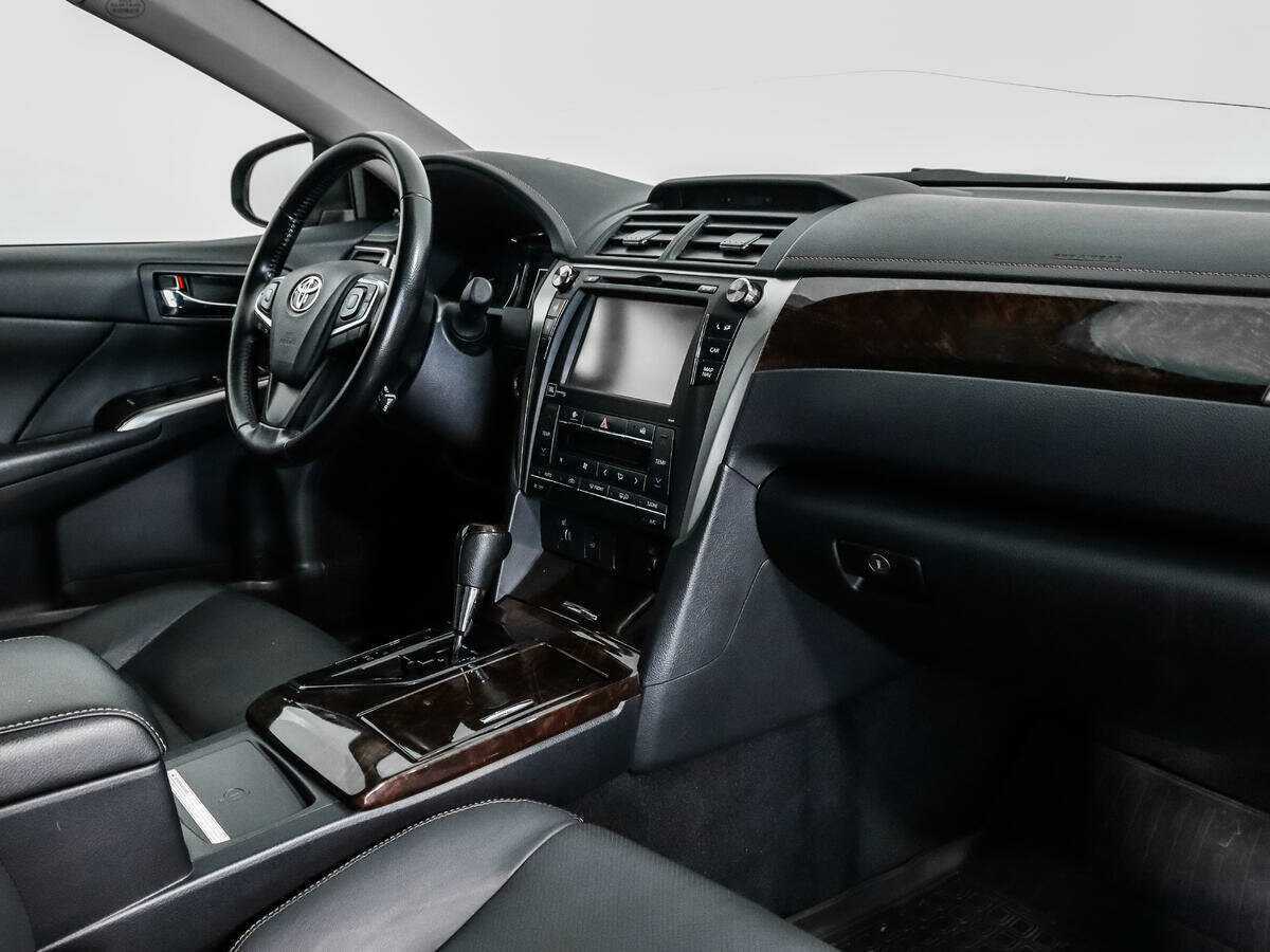 Купить Toyota Camry с пробегом. Фото: #12