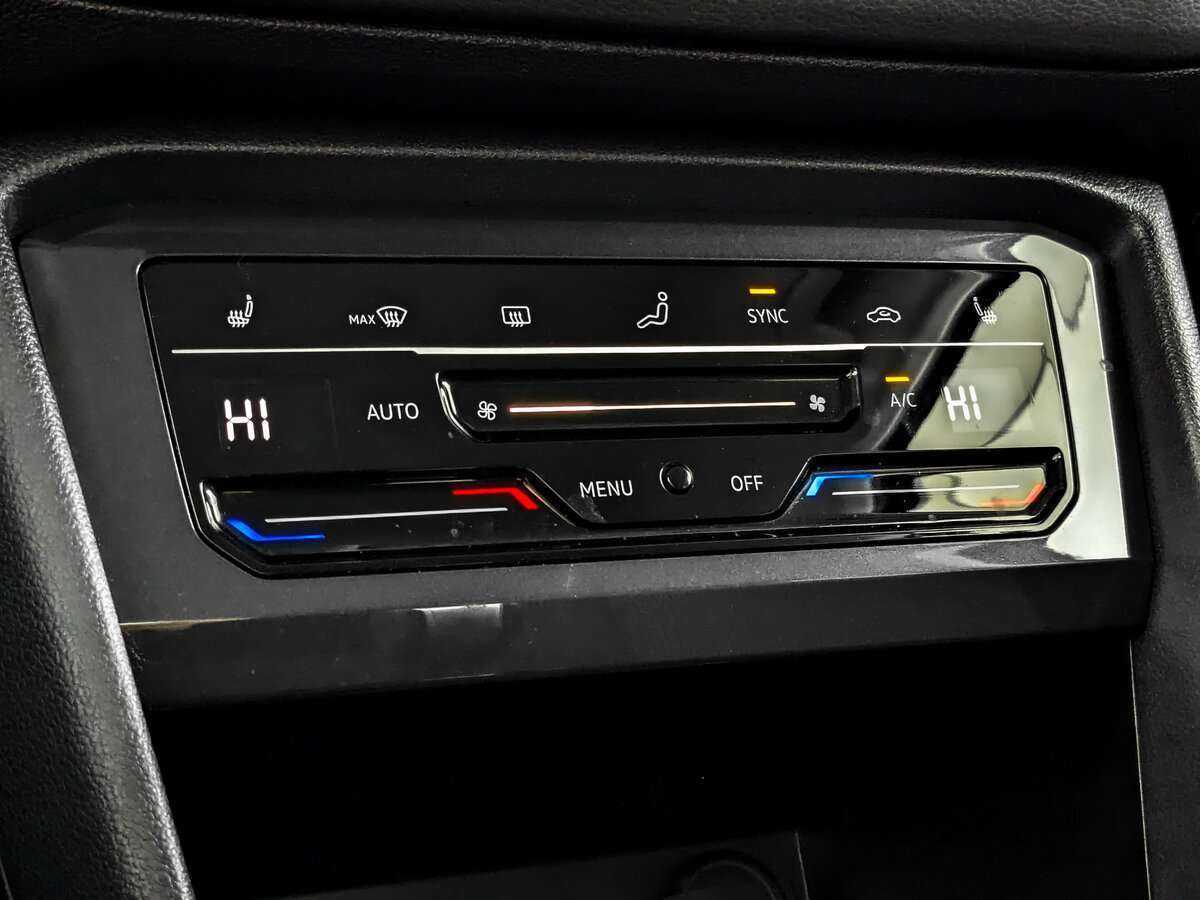 Купить Volkswagen Tiguan с пробегом. Фото: #22