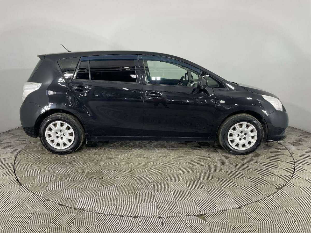 Купить Toyota Verso с пробегом. Фото: #3