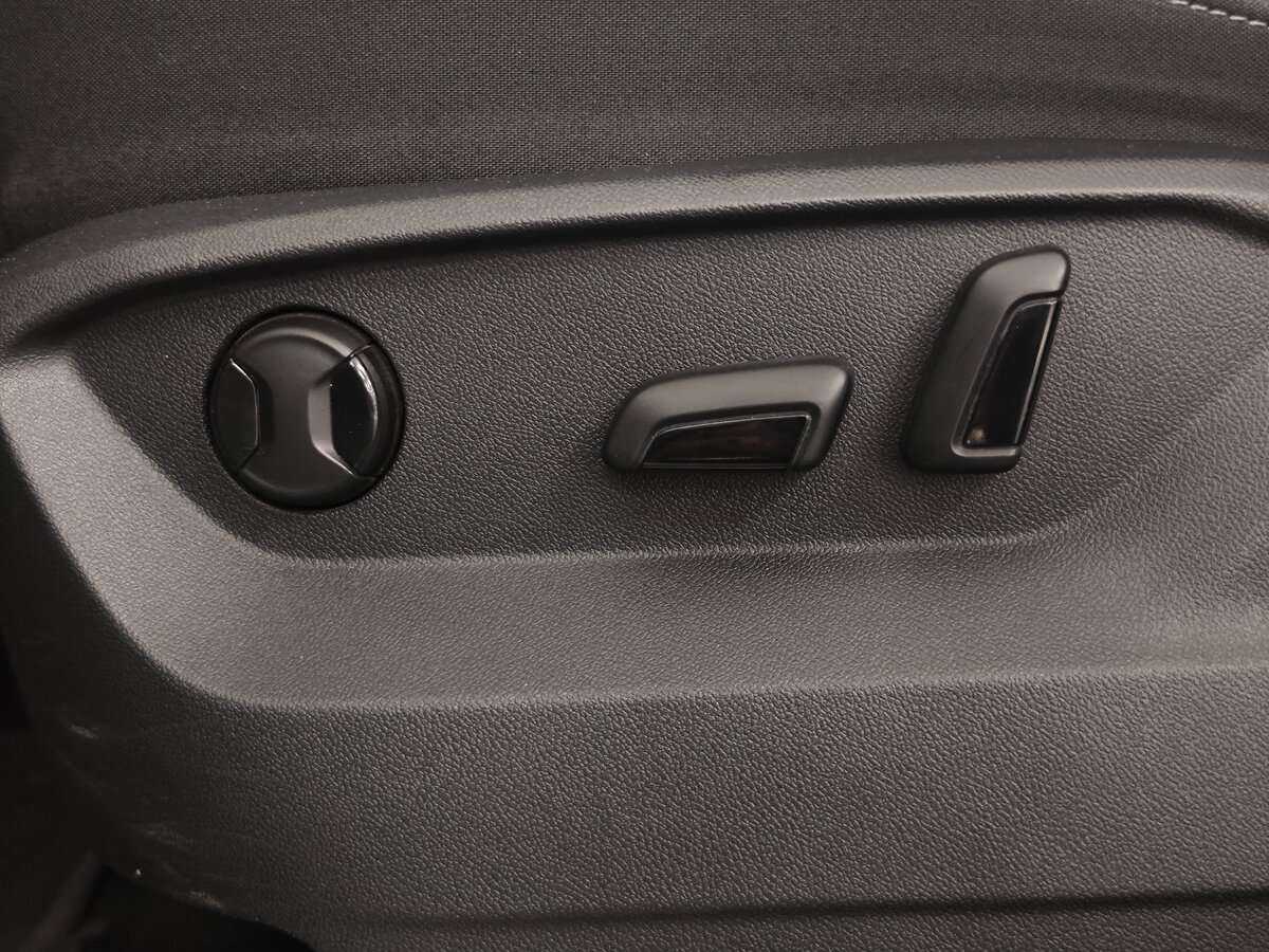Купить Volkswagen Teramont с пробегом. Фото: #22