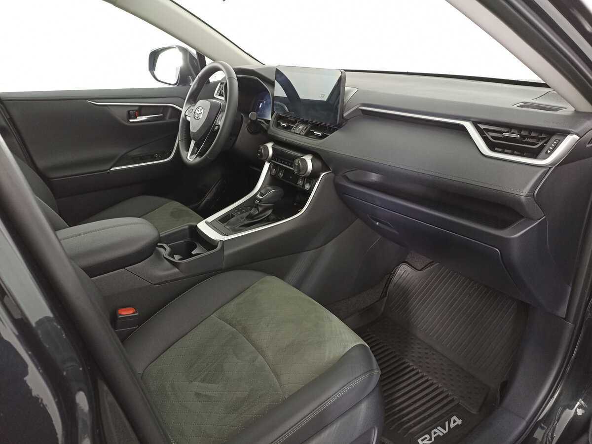 Купить Toyota RAV4 с пробегом. Фото: #8