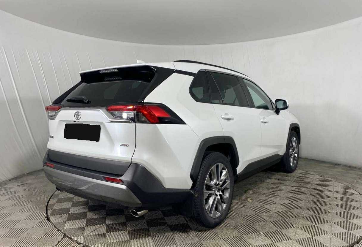 Купить Toyota RAV4 с пробегом. Фото: #4