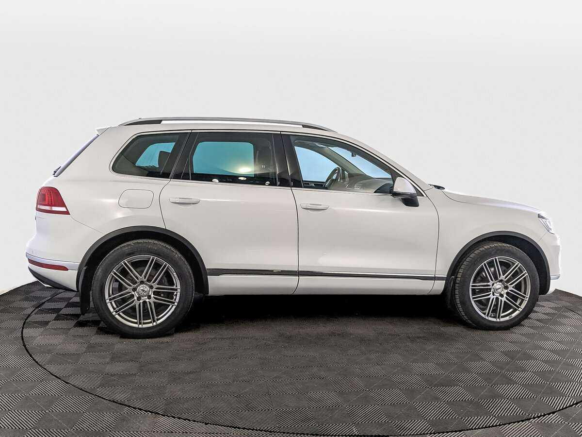 Купить Volkswagen Touareg с пробегом. Фото: #3