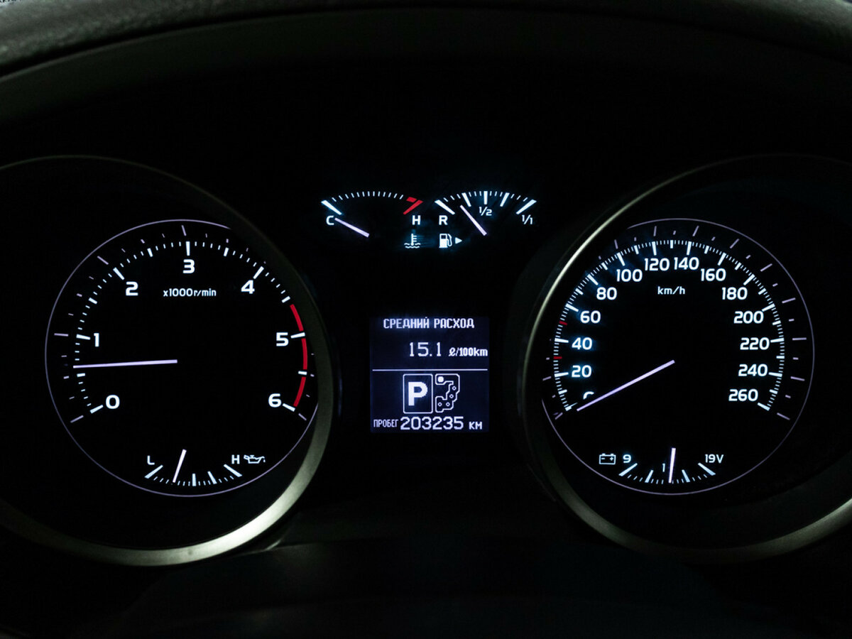 Купить Toyota Land Cruiser с пробегом. Фото: #9