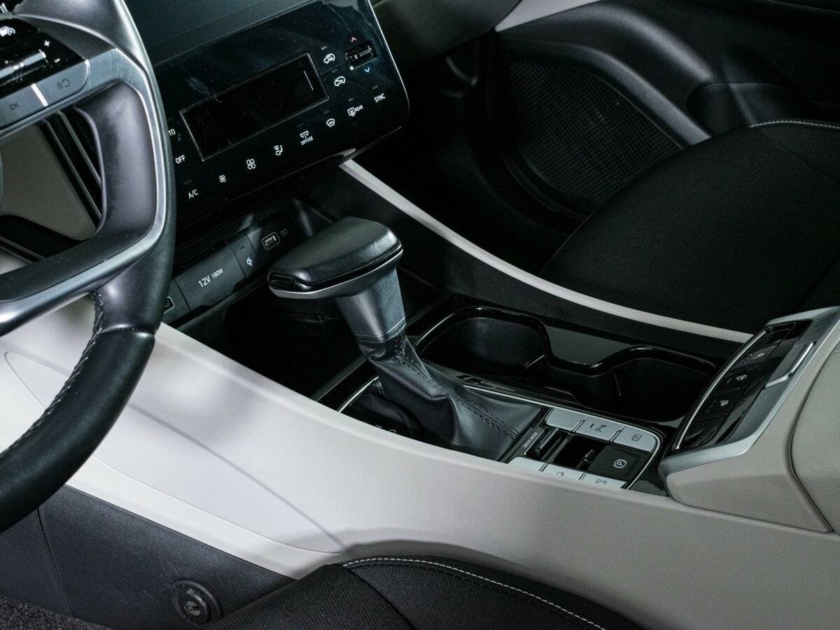 Купить Hyundai Tucson с пробегом. Фото: #15