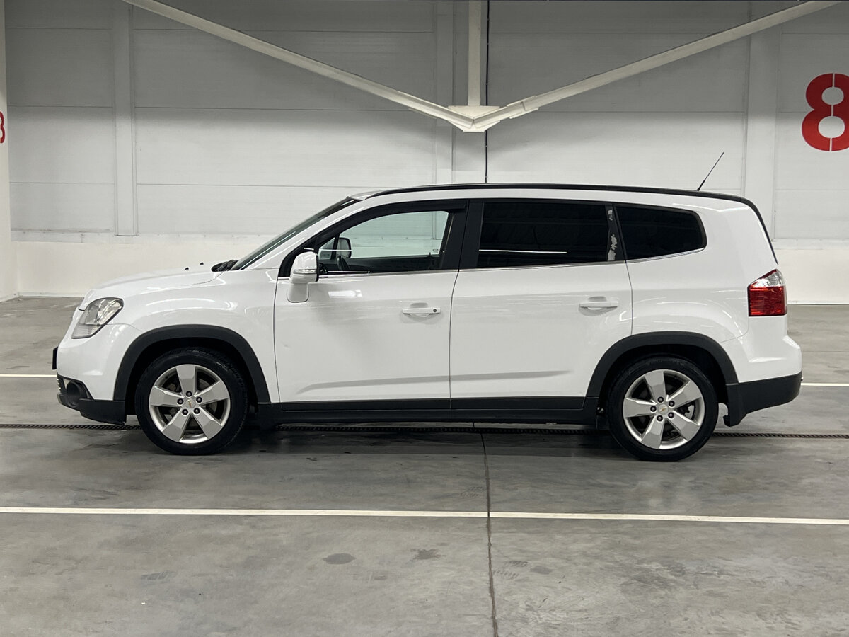Купить Chevrolet Orlando с пробегом. Фото: #7